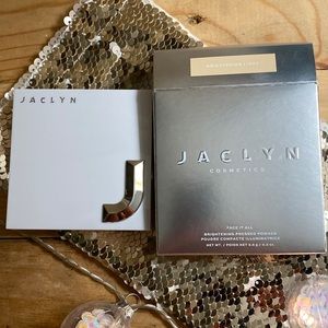 Jaclyn Cosmetics Face It All Brightening Powder-brightening light discontinued